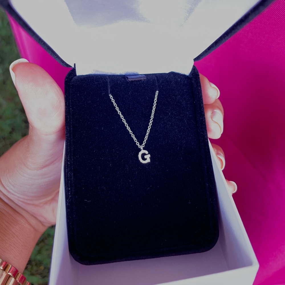 Initial necklace letter “V” “G” “S” 18k white gold
